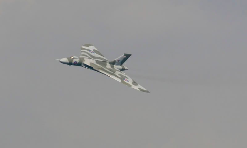 http://img.photobucket.com/albums/v118/vulcan558/bankround.jpg