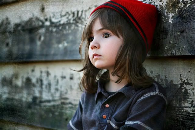 IMAGE: http://img.photobucket.com/albums/v119/rmr21/Redhat-1.jpg