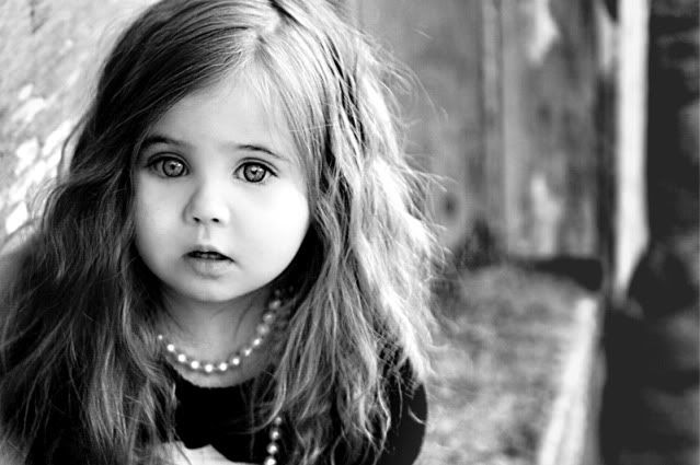 IMAGE: http://img.photobucket.com/albums/v119/rmr21/bw-1.jpg