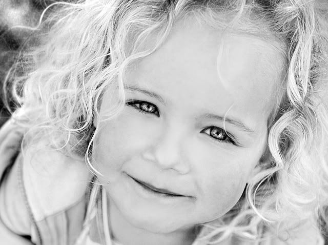 IMAGE: http://img.photobucket.com/albums/v119/rmr21/curlscopy.jpg