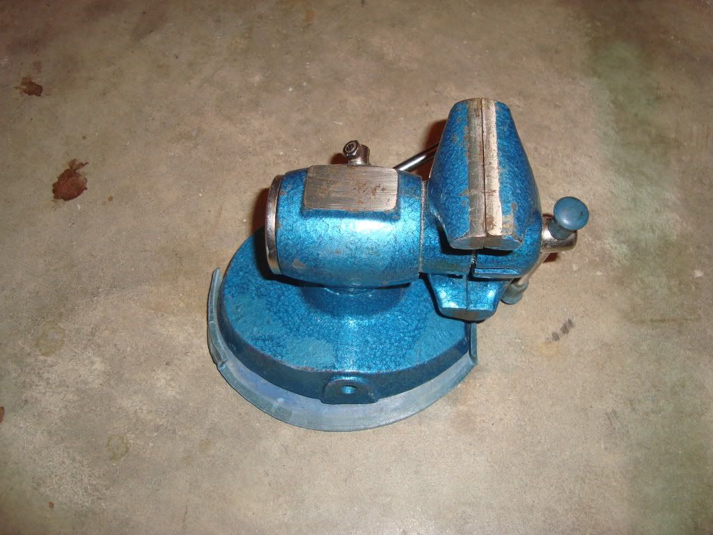 Free nonworking Suction Vise, Free Dewalt DW303 Parts Pirate 4x4