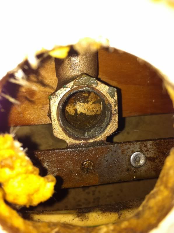 Removing broken shower head extension pipe from elbow DoItYourself