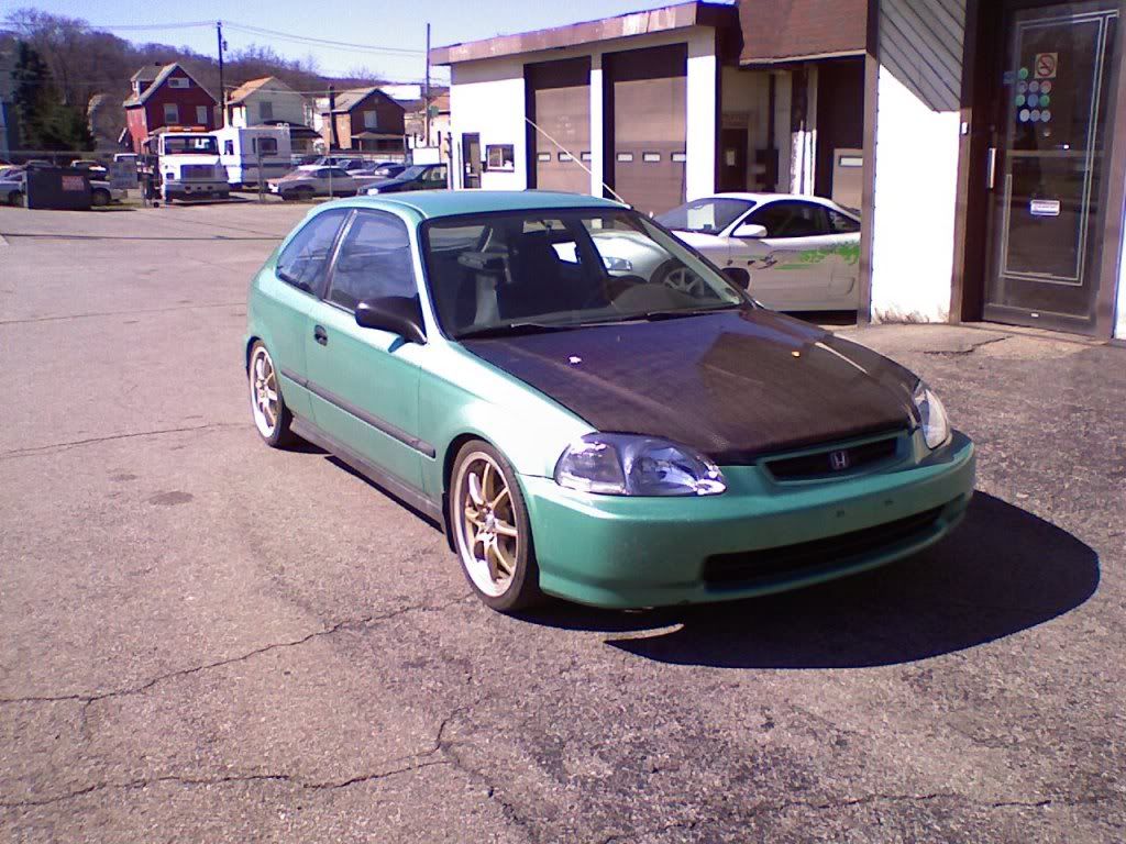 http://img.photobucket.com/albums/v123/gearhead313/0420071035.jpg