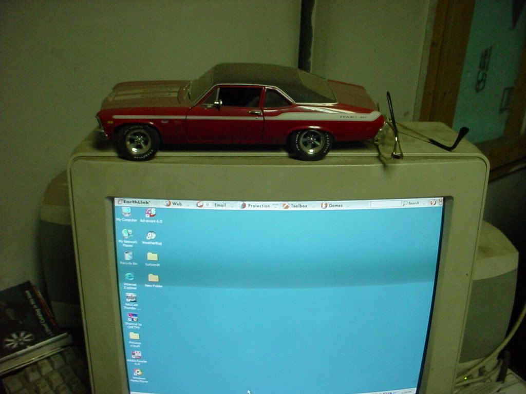 http://img.photobucket.com/albums/v123/gearhead313/DSC01232.jpg