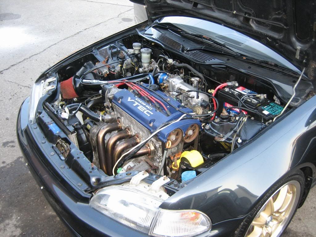 http://img.photobucket.com/albums/v123/gearhead313/JDM%20RHD%20Ferio/Ferio012.jpg