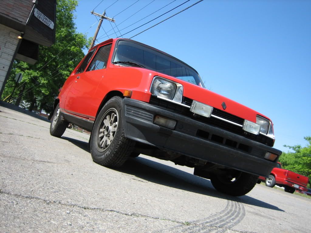 http://img.photobucket.com/albums/v123/gearhead313/LeCar005.jpg