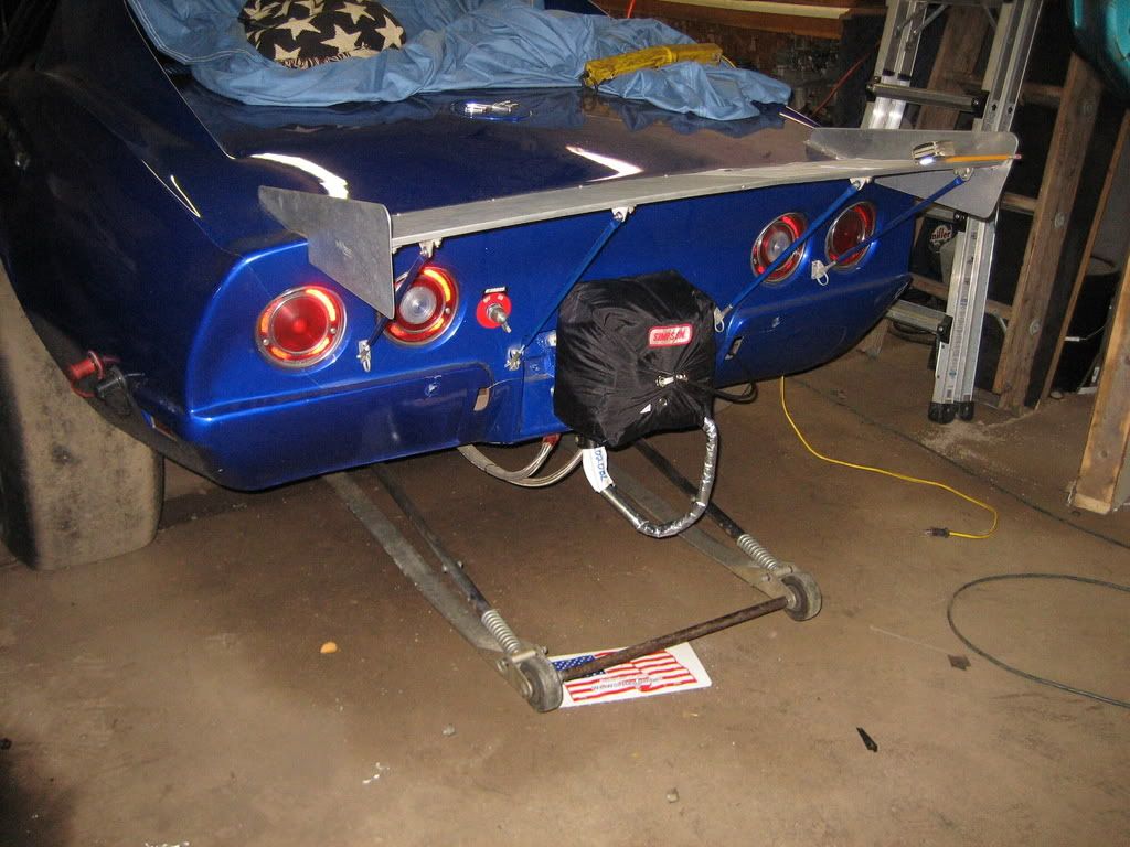 http://img.photobucket.com/albums/v123/gearhead313/Race%20Vette/IMG_6697.jpg