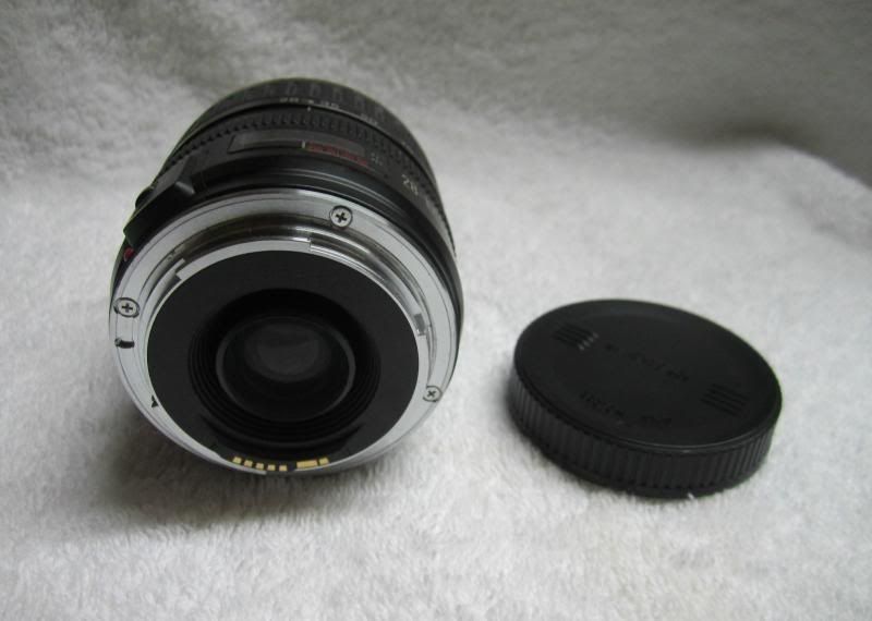 IMAGE: http://img.photobucket.com/albums/v125/ActorJLB/24-105a_zps98c2e87d.jpg