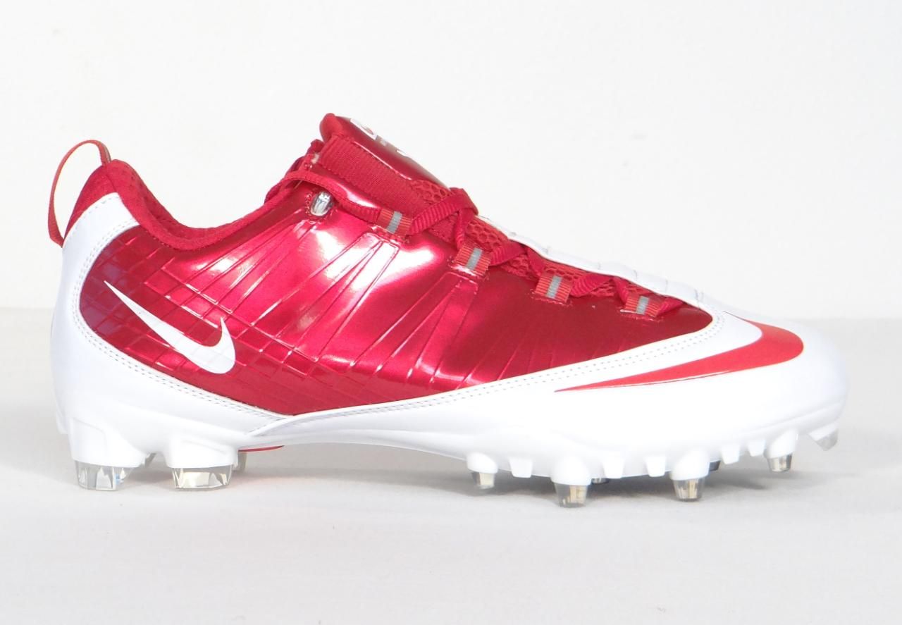 nike low cleats