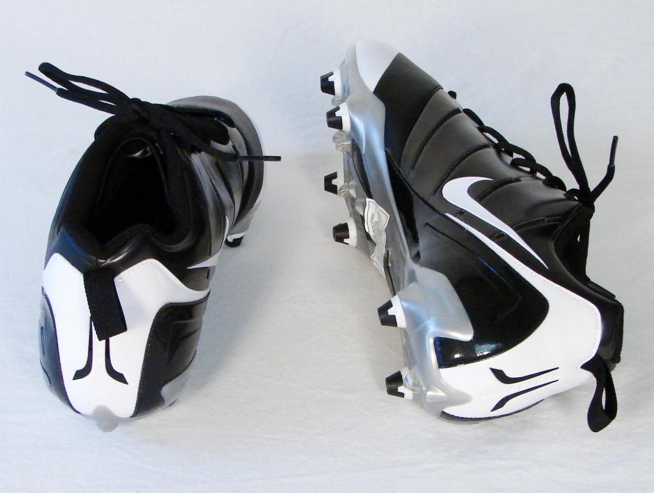 black and white nike football cleats