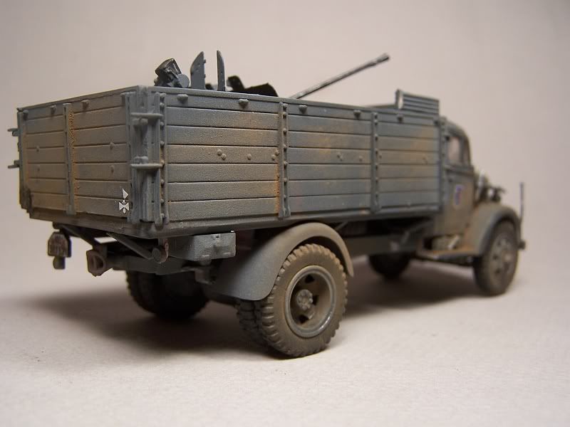 003-3.jpg