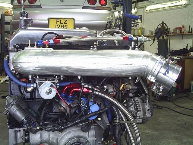 http://img.photobucket.com/albums/v126/keithcowie/os%203l%20engine/plenumside.jpg