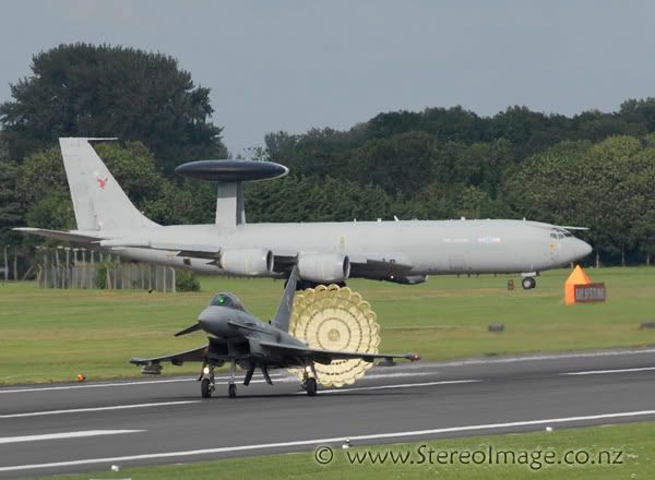 http://img.photobucket.com/albums/v128/chrisgee/Aviation/RIAT%202007%20-%20UK/Air%20Displays/_GEE5782copy.jpg
