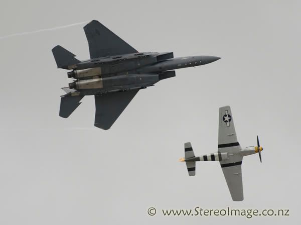 http://img.photobucket.com/albums/v128/chrisgee/Aviation/RIAT%202007%20-%20UK/Air%20Displays/_GEE9678copy.jpg