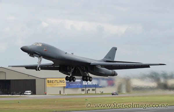 http://img.photobucket.com/albums/v128/chrisgee/Aviation/RIAT%202007%20-%20UK/Arrivals%20and%20Departures/_GEE3190copy.jpg