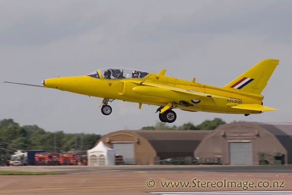 http://img.photobucket.com/albums/v128/chrisgee/Aviation/RIAT%202007%20-%20UK/Arrivals%20and%20Departures/_GEE7832copy.jpg