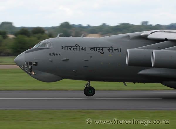 http://img.photobucket.com/albums/v128/chrisgee/Aviation/RIAT%202007%20-%20UK/Arrivals%20and%20Departures/_GEE8335copy.jpg