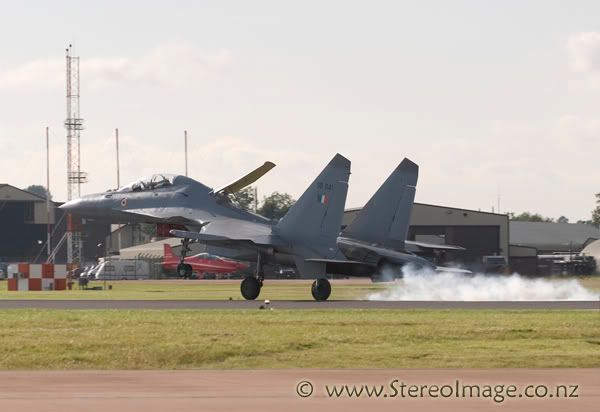 http://img.photobucket.com/albums/v128/chrisgee/Aviation/RIAT%202007%20-%20UK/Arrivals%20and%20Departures/_GEE8396copy.jpg