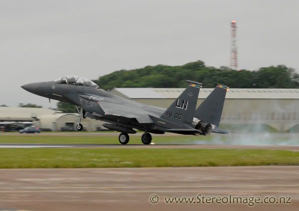http://img.photobucket.com/albums/v128/chrisgee/Aviation/RIAT%202007%20-%20UK/Arrivals%20and%20Departures/_GEE8524copy.jpg