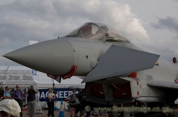 http://img.photobucket.com/albums/v128/chrisgee/Aviation/RIAT%202007%20-%20UK/Static%20Displays/_DSC3449copy.jpg