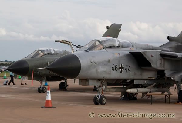 http://img.photobucket.com/albums/v128/chrisgee/Aviation/RIAT%202007%20-%20UK/Static%20Displays/_DSC3489copy.jpg