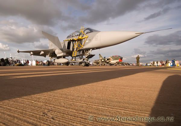 http://img.photobucket.com/albums/v128/chrisgee/Aviation/RIAT%202007%20-%20UK/Static%20Displays/_GEE6250copy.jpg