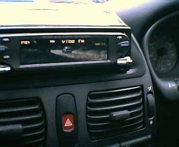 radio111001.jpg