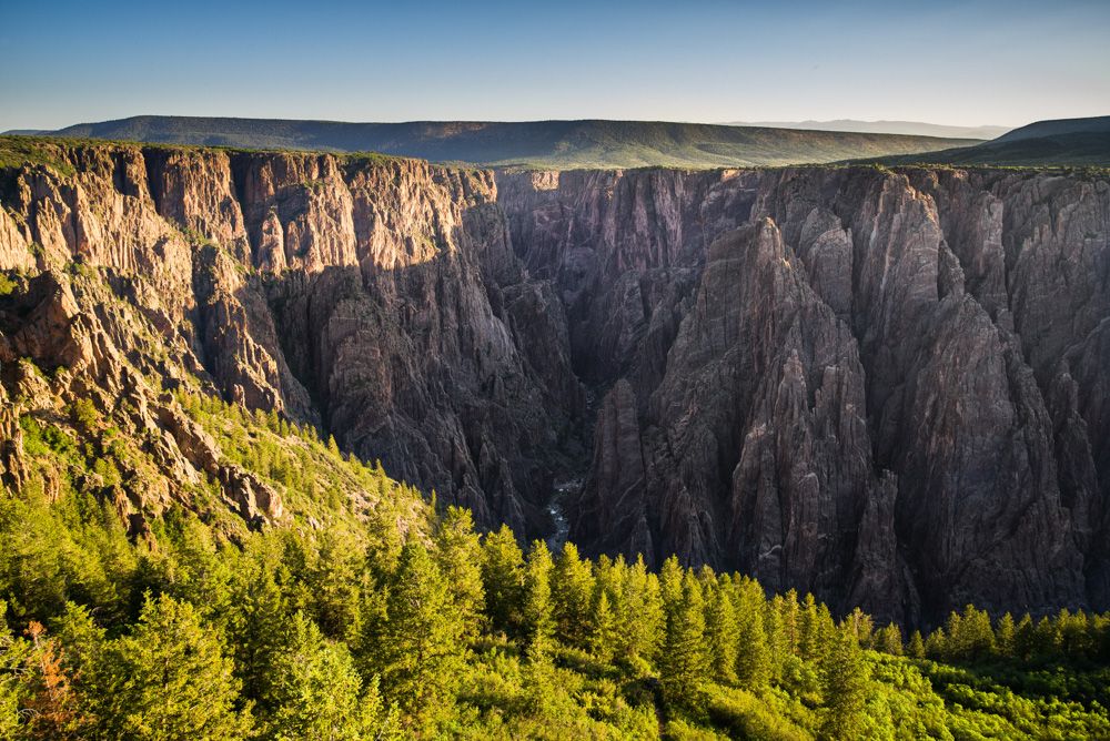 IMAGE: http://img.photobucket.com/albums/v129/soybomb/Black_canyon_3.jpg