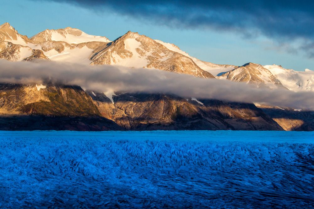 IMAGE: http://img.photobucket.com/albums/v129/soybomb/glacier_landscape_2.jpg