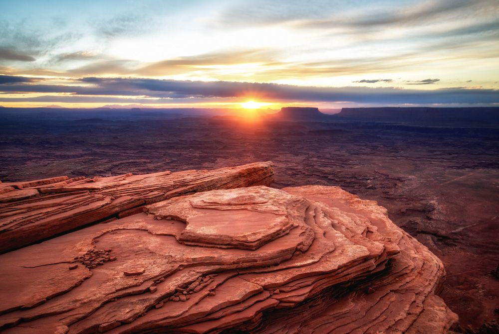 IMAGE: http://img.photobucket.com/albums/v129/soybomb/utah2.jpg