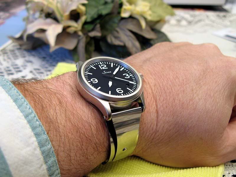 sin digital watch