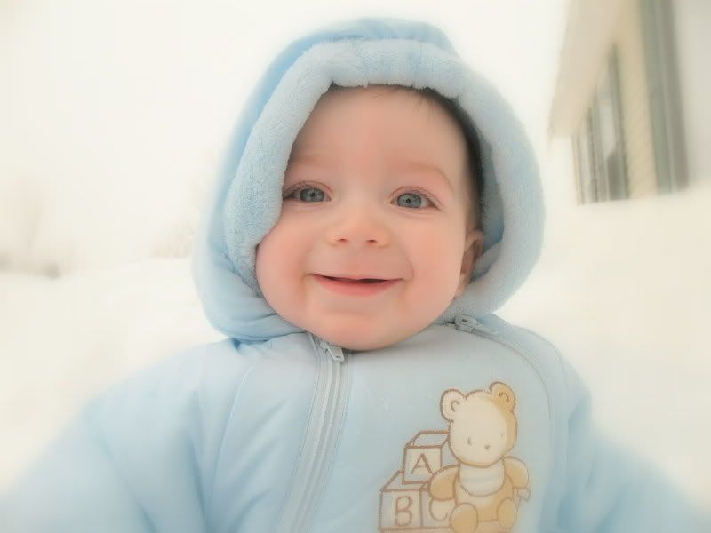 IMAGE: http://img.photobucket.com/albums/v130/GaryWGraley/Ian%20James/IMG_0099.jpg