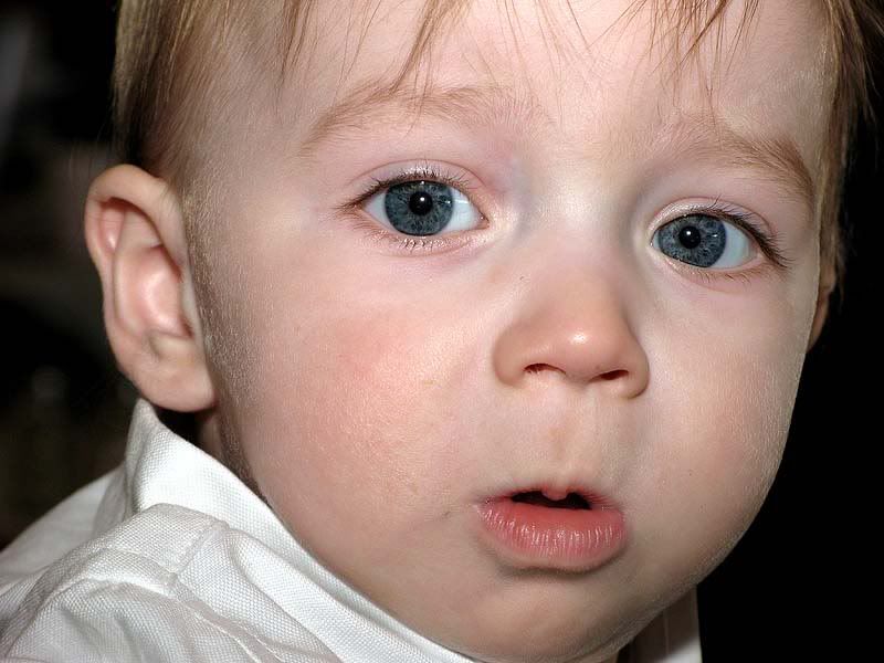 IMAGE: http://img.photobucket.com/albums/v130/GaryWGraley/Ian%20James/ian_6.jpg