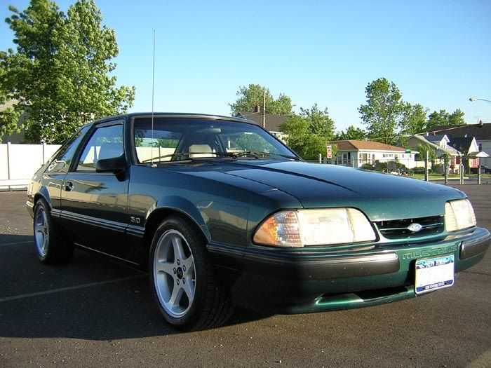 http://img.photobucket.com/albums/v131/JaysGreenLX/NewStang1.jpg