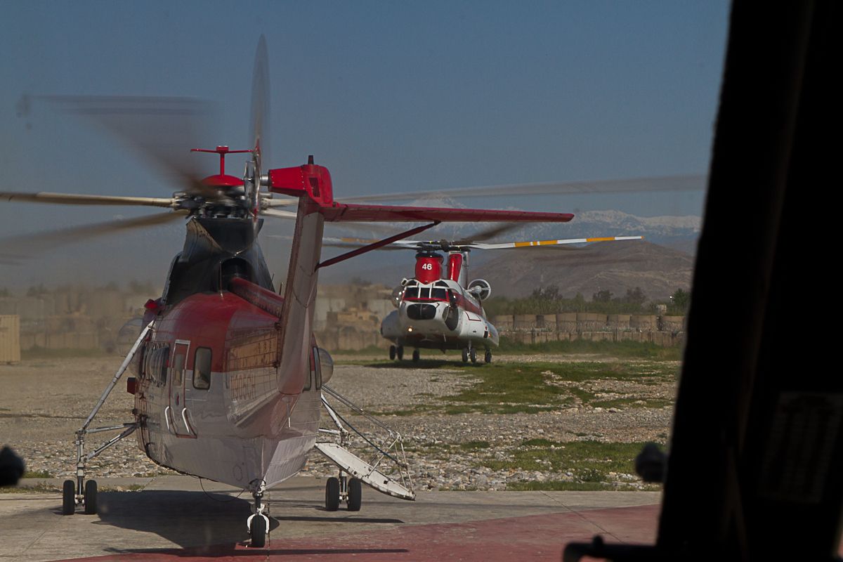 IMAGE: http://img.photobucket.com/albums/v136/BrianW/Afghanistan%202014/234intheFARPsmall_zps5daaa19c.jpg