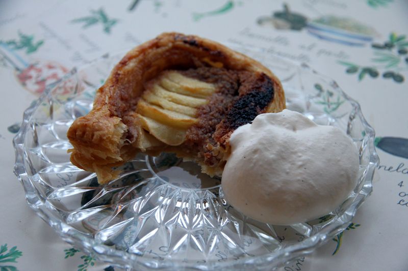 applepuffpastry2.jpg