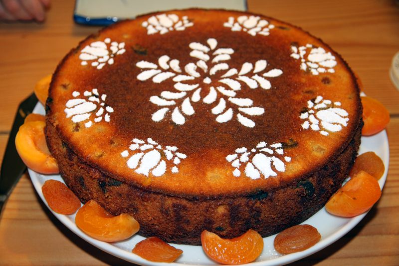 apricotjamcake1.jpg