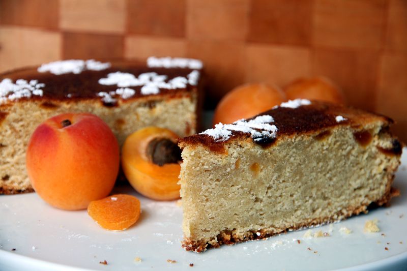 apricotjamcake2.jpg