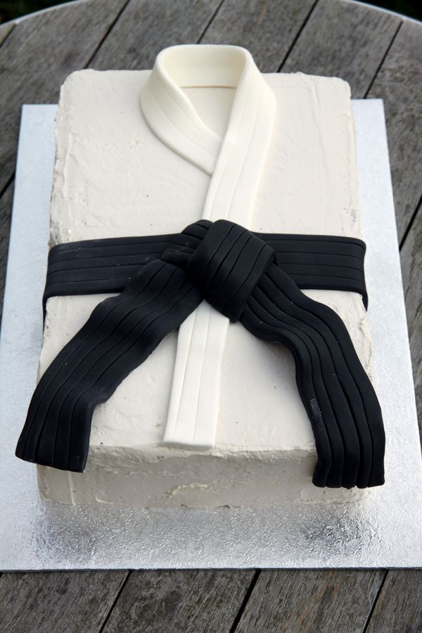 blackbeltcake3.jpg