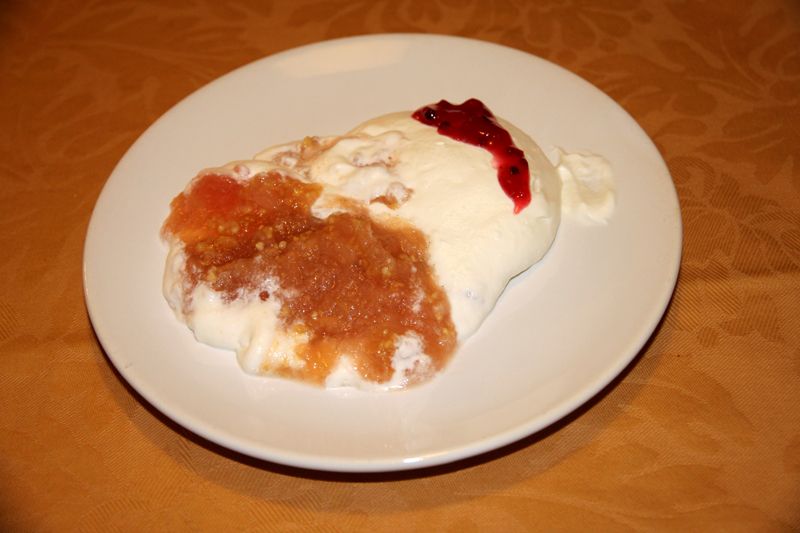 danishapplecake2.jpg