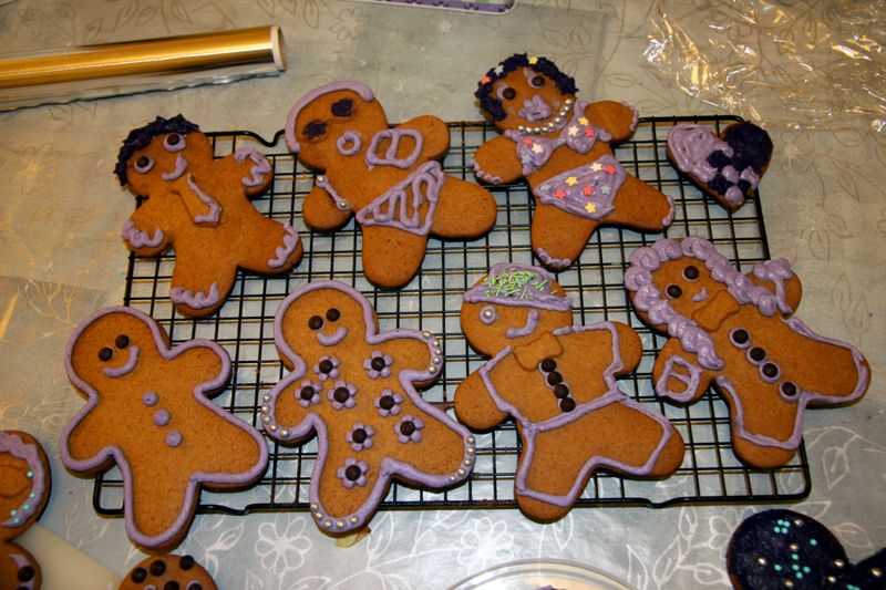 gingerbreadmen2.jpg