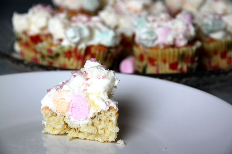 marshmallowcake2.jpg