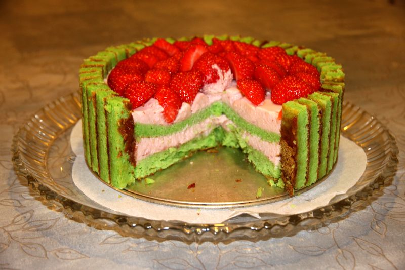 pistachiocake4.jpg