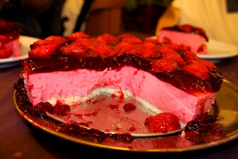 raspberrycake3.jpg