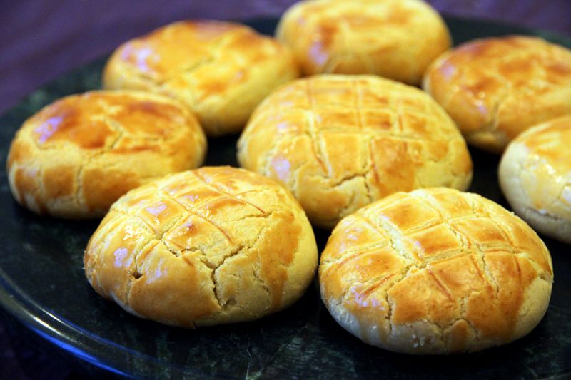 taiwanpineapplecakes1.jpg