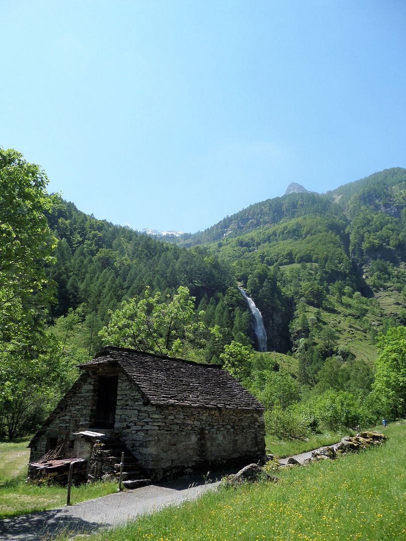 Foroglio photo 2017_0528Tessin0121_zpsiiicdwkh.jpg