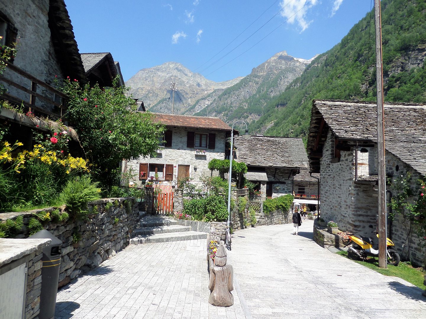 Sognono - Gasse photo 2017_0528Tessin0143_zpshjo8tydo.jpg