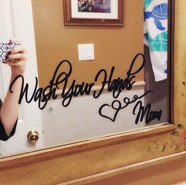 photo link-roundup-loudmouth-lifestyle-blog-blogger-baby-mirror-mom-wash-hands-1.jpg