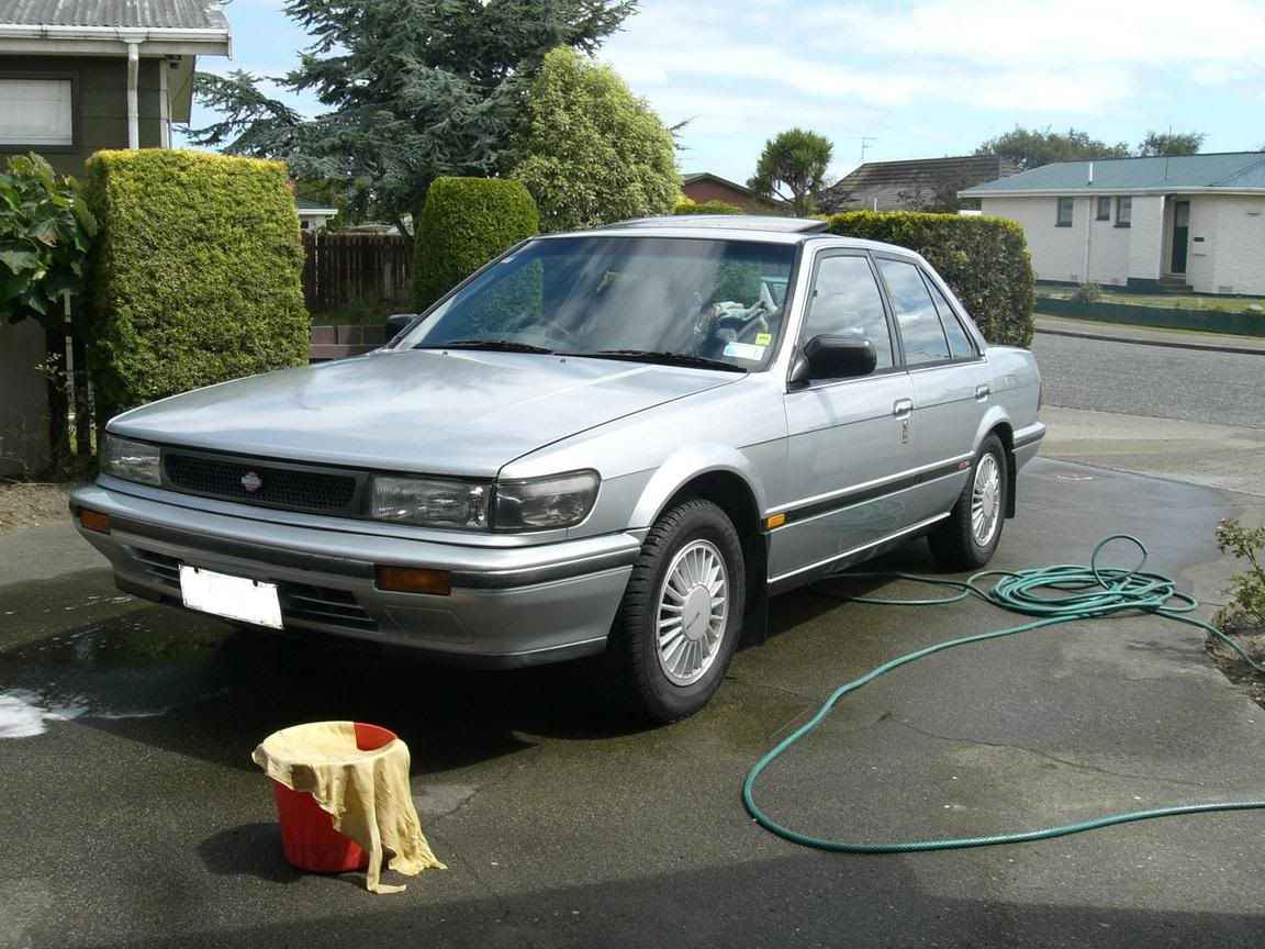 nissan bluebird 1989