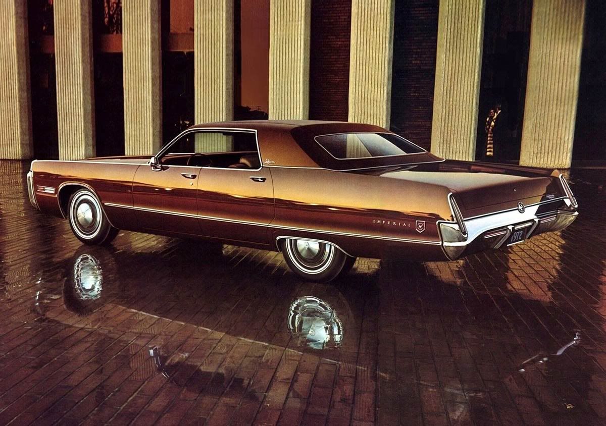 1972_Chrysler_Imperial_LeBaron_4d.jpg